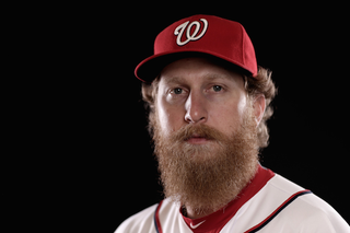 Illustration for article titled MLB Photo Day Never Disappoints